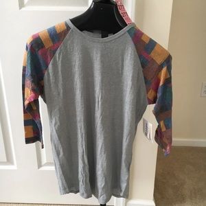 Lularoe randy tee